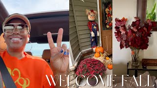 VLOG  A Few Days in My Life New in Fall Decor  Decorate with me  LISETTEJANAE [upl. by Nittirb]