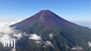 Mount Fuji Remains Snowless Breaking Record For Longest Time Without SnowPHJ [upl. by Marinelli]