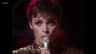 Sheena Easton For Your Eyes Only 1982 Live AI RESTORED [upl. by Ymerrej507]