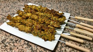 RECETTE D’ÉTÉ SPECIALE BARBECUE LES BROCHETTES DE GIGOT D’AGNEAU À LA MAROCAINE [upl. by Petracca]