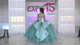 Expo 15 México Pasarela de vestidos de 15 años Diseñador Kariano [upl. by Ailat]