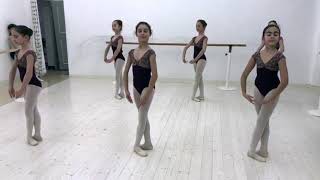 Un giorno a lezione di danza classica ad Arte Danza Bologna [upl. by Skeie]