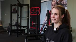 Passie op het Platteland langs bij Janneke Brauckman van Beresterk in Emmen over powerliften [upl. by Trebmal]