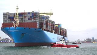 Arrival Madrid Maersk [upl. by Dorris]