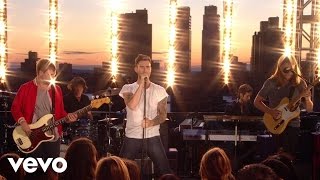 Maroon 5  Makes Me Wonder VEVO Summer Sets [upl. by Leur]