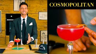 Il Cosmopolitan il cocktail da appuntamento  BARMAN  Claudio Peri  Cucina da Uomini [upl. by Amyas]