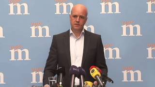 Reinfeldt Invandringen är så dyr att vi inte har råd med något annat [upl. by Baalbeer]