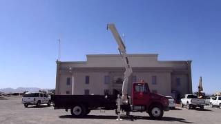 CAMION FREIGHTLINER FL70 CON GRUA NATIONAL N80A [upl. by Llacam]