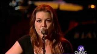 GRETCHEN WILSON Hearts Straight On LIVE wJOHN RICH [upl. by Ardnaed]