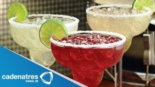 Receta para preparar bebidas mexicanas Cocinando con Fernando Fernández  Bebidas [upl. by Ettezyl]