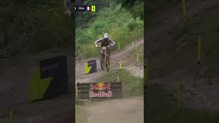 🤯 Amaury Pierron complètement FOU après sa victoire aux mondiaux  vtt cycling shorts sports [upl. by Amargo]