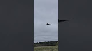 Ryanair landing at stansted airport ryanair stansted stanstedairport planespottinglovers [upl. by Akins]