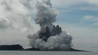 TsunamiWarnung nach Vulkanausbruch vor Tonga wieder aufgehoben [upl. by Reffotsirhc]