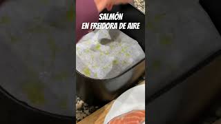 Salmón en Freidora de Aire o Airfryer [upl. by Eilujna]