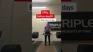 200kg deadlift 9 months pregnant Shannon Smith [upl. by Emiaj]