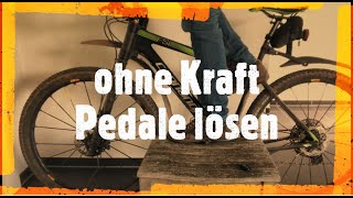 Pedale abschrauben Fahrrad Pedale lösen wechseln ohne Kraft  der Hockertrick [upl. by Cleary778]