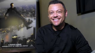 Tiziano Ferro racconta Il mondo è nostro  RSI Musica [upl. by Ijar743]