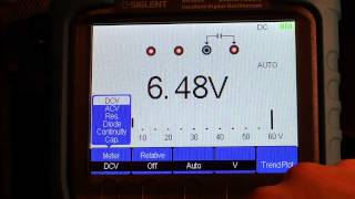 Oscyloskop Siglent SHS806  multimetr  pomiar napięcia DC 6V DCV [upl. by Bil]