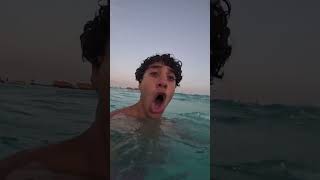 Guy gets stung by a jellyfish while surfing [upl. by Pryce810]