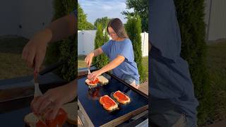 such a fun amp easy summer dinner 🍕blackstone recipe dinner dinnerideas grill mom vlog [upl. by Eirollam]