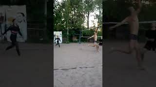 Beach volleyball easily threw the ball over the player [upl. by Anneuq]