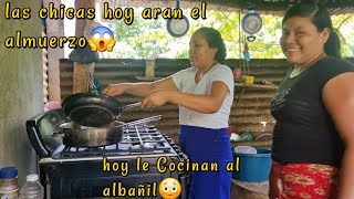 Hoy Las Chicas Invitarán Al Albañil A Comer😱Keyli Muy Feliz Cocinando Con Brenda😳 [upl. by Litch]