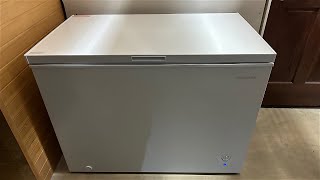 Review of the Insignia  102 Cu Ft GarageReady Chest Freezer  White [upl. by Ailhat]