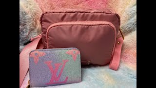 Whats in my Bear Paw Pink Bag and Pastel Wallet [upl. by Flory]