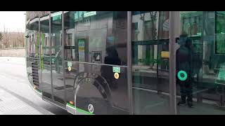 Nuevo Autobus eléctrico de Vitoria BEI  Irizar ie tram N°155 en Beato Tomás de Zumárraga [upl. by Nylzor]