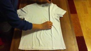 How to TShirt schnell falten  TShirt schnell falten Tutorial [upl. by Eatton]