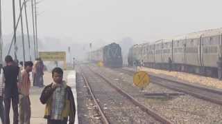 ChennaiDibrugarh Express crossing Vivek Express [upl. by Fawne]