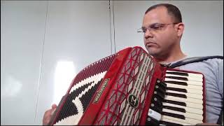 Elói Assis tocando quotMilonga para as missõesquot [upl. by Winslow383]