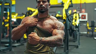 CHEST amp SHOULDERS⚡️A full week of training EP 1 [upl. by Nirrac]