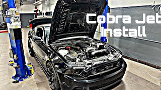 GEN 1 MUSTANG GT GETS COBRA JET MANIFOLD [upl. by Pinzler]