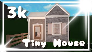 ROBLOX Bloxburg No Gamepasses Tiny House 3k StrxwberryTxa [upl. by Shurwood645]