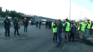 MANIF AVIGNON NORD AUCHAN SAMEDI 29 DECEMBRE 2018 [upl. by Yeliah]