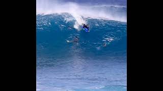 Pipeline surfing hawaii bodyboarding pipeline lineup swell waves wsl bigwaves northshore [upl. by Gilberto]