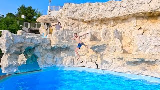 🗿 Rock Jump 😬 Water Slide 💦 at Aquaréna Mogyoród 🇭🇺 [upl. by Vince]