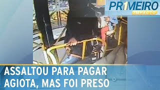 Flagra Para pagar agiota homem assalta ônibus em Belo Horizonte  Primeiro Impacto 150824 [upl. by Thorrlow]