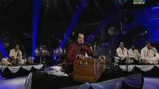 Rahat Fateh Ali Naina Thug Lain ge Live [upl. by Ditzel896]