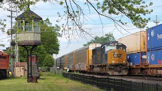 Two CSX Trains Meet At The Lakeshore Rail Museum  North East PA [upl. by Julienne]