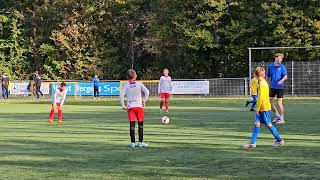 Doelpunt voetbalwedstrijd goal [upl. by Yeblehs]