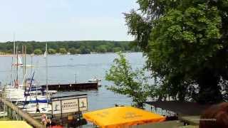 Traditionelles Anbaden im Strandbad Wannsee doku berlin berlinermorgenpost [upl. by Vachill823]