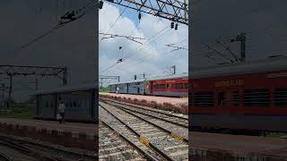 Train Guard Manager On Duty Kolkata Weekly Express Leaving Bardhaman Station shorts Viral [upl. by Krigsman]