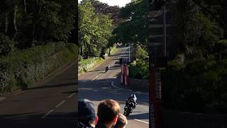 IOM TT BEST FOOTAGE PT10 brayhill iomtt roadrace isleofmantt wheelie compression flatout [upl. by Lehcor]