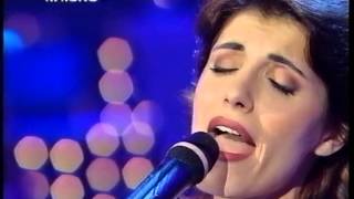 Giorgia  strano il mio destino live serata finale sanremo 96 [upl. by Helbonia]