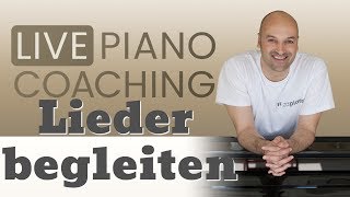 Wie begleite ich Songs am Piano I Begleitmuster auf dem Klavier  Live Piano Coaching [upl. by Onairda]