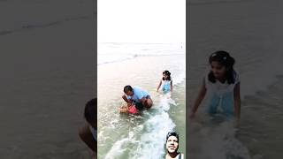 🤪Kanaha or😇 piyu Papa 🛀beach parle Le Gayafunny funnycomedy short 🙈🙉 [upl. by Syxela]