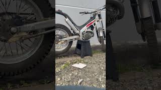 MONTESA COTA 315R始動動画 [upl. by Minardi834]