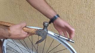 como REPARAR UN RIN ABOLLADO  arreglar UN golpe EN UN RIN DE bicicleta  CÓMO DESDOBLAR UN RIN [upl. by Dougall105]